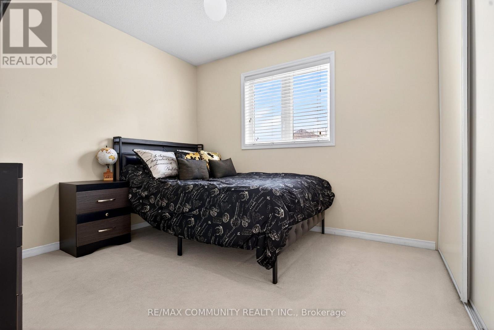 1210 Meath Drive, Oshawa, Ontario  L1K 0G5 - Photo 23 - E13010690