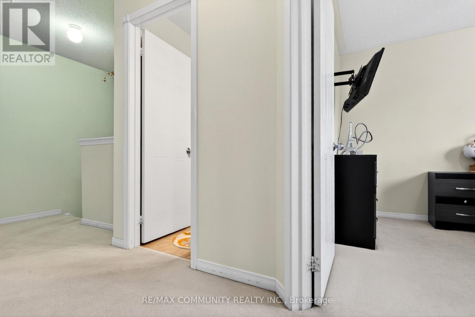 1210 Meath Drive, Oshawa, Ontario  L1K 0G5 - Photo 26 - E13010690