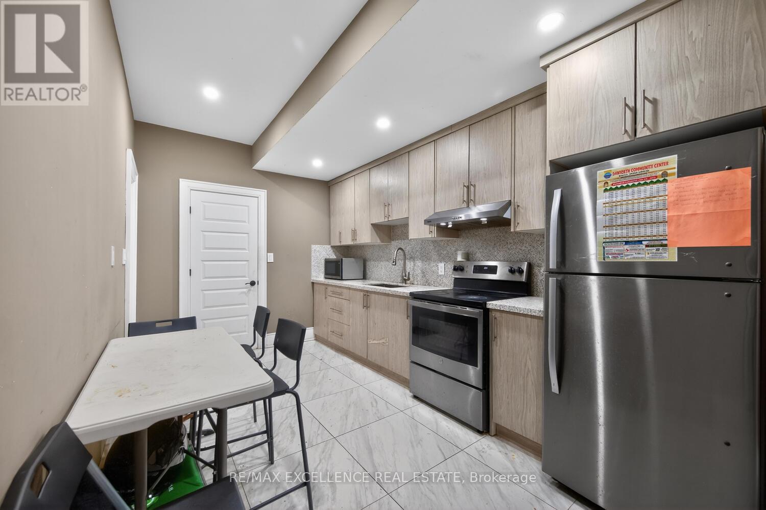 442 Pharmacy Avenue S, Toronto, Ontario  M1L 3G6 - Photo 37 - E13010692