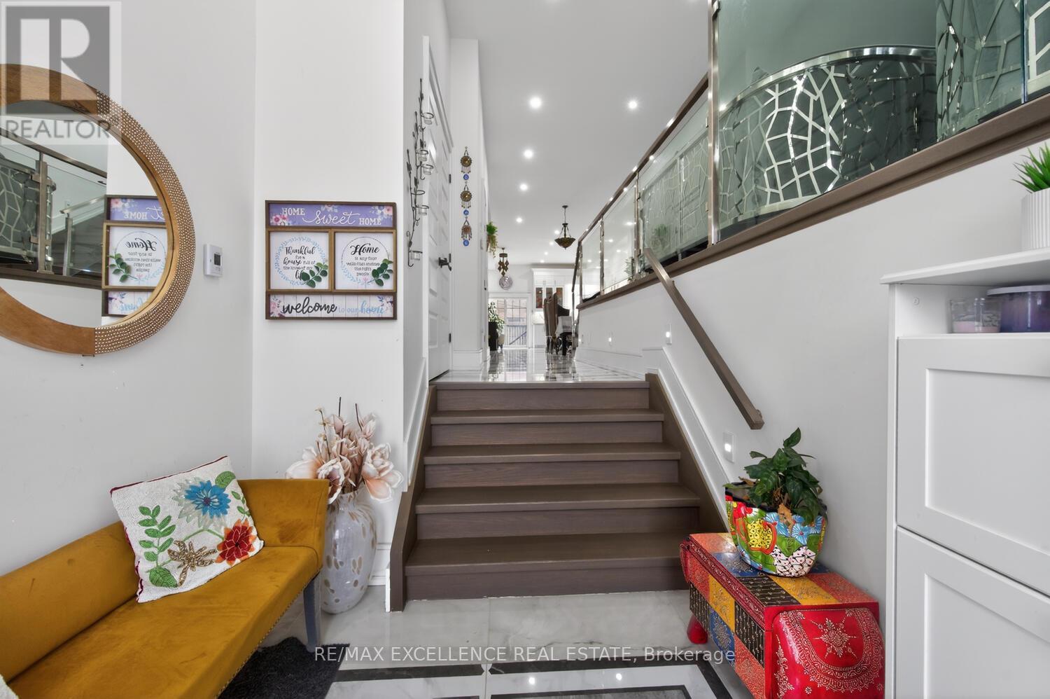 442 Pharmacy Avenue S, Toronto, Ontario  M1L 3G6 - Photo 6 - E13010692