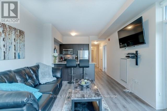 207 - 10 Concord Place, Grimsby, Ontario  L3M 0G6 - Photo 7 - X13010706