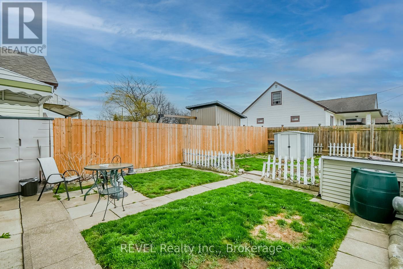 76 Lincoln Avenue, St. Catharines, Ontario  L2P 2C9 - Photo 3 - X13010748