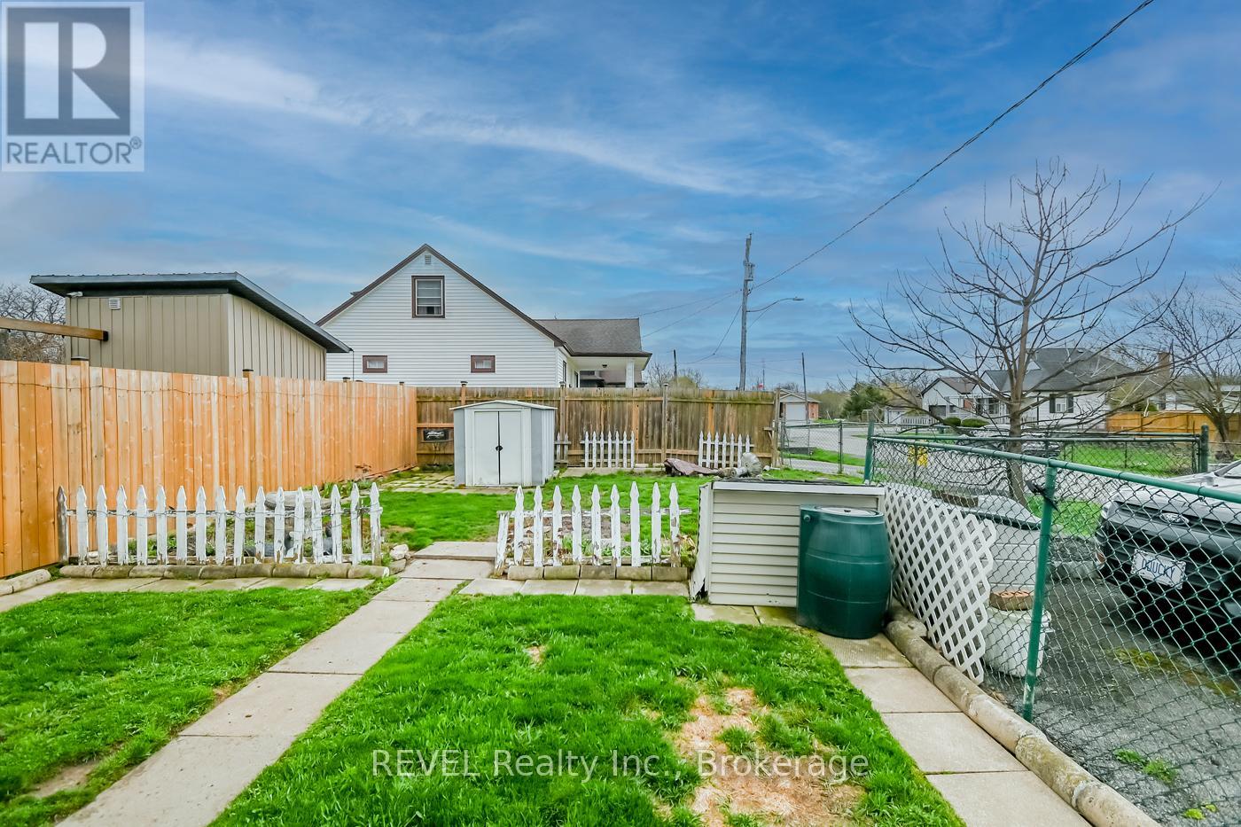 76 Lincoln Avenue, St. Catharines, Ontario  L2P 2C9 - Photo 4 - X13010748