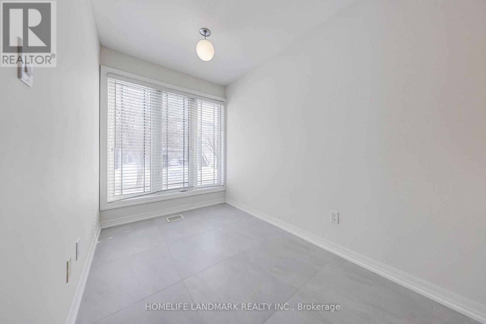 19 - 118 Finch Avenue W, Toronto, Ontario  M2N 7G2 - Photo 11 - C12741410
