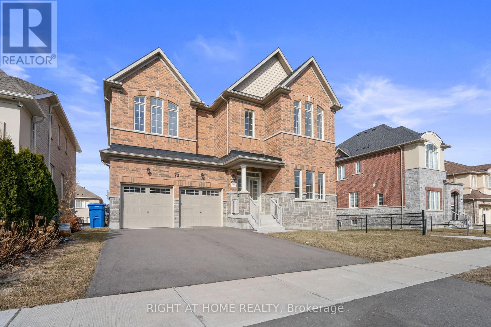 70 CARRIAGE SHOP BEND, East Gwillimbury, Ontario