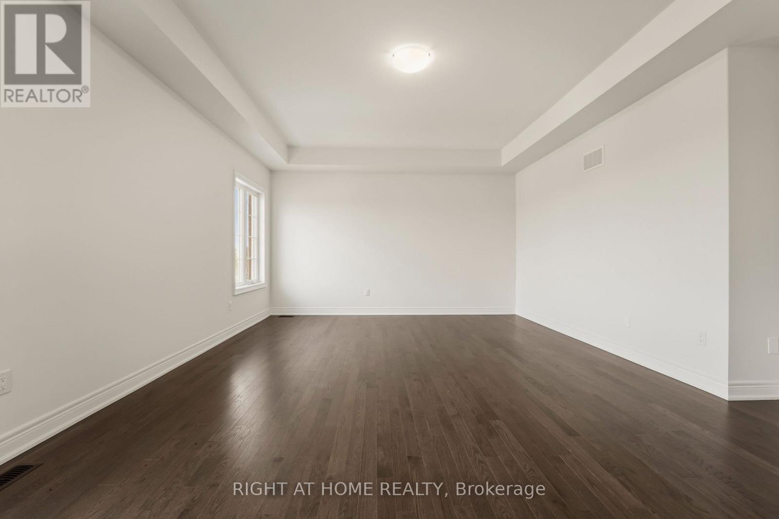 70 Carriage Shop Bend, East Gwillimbury, Ontario  L9N 0C6 - Photo 24 - N13010700