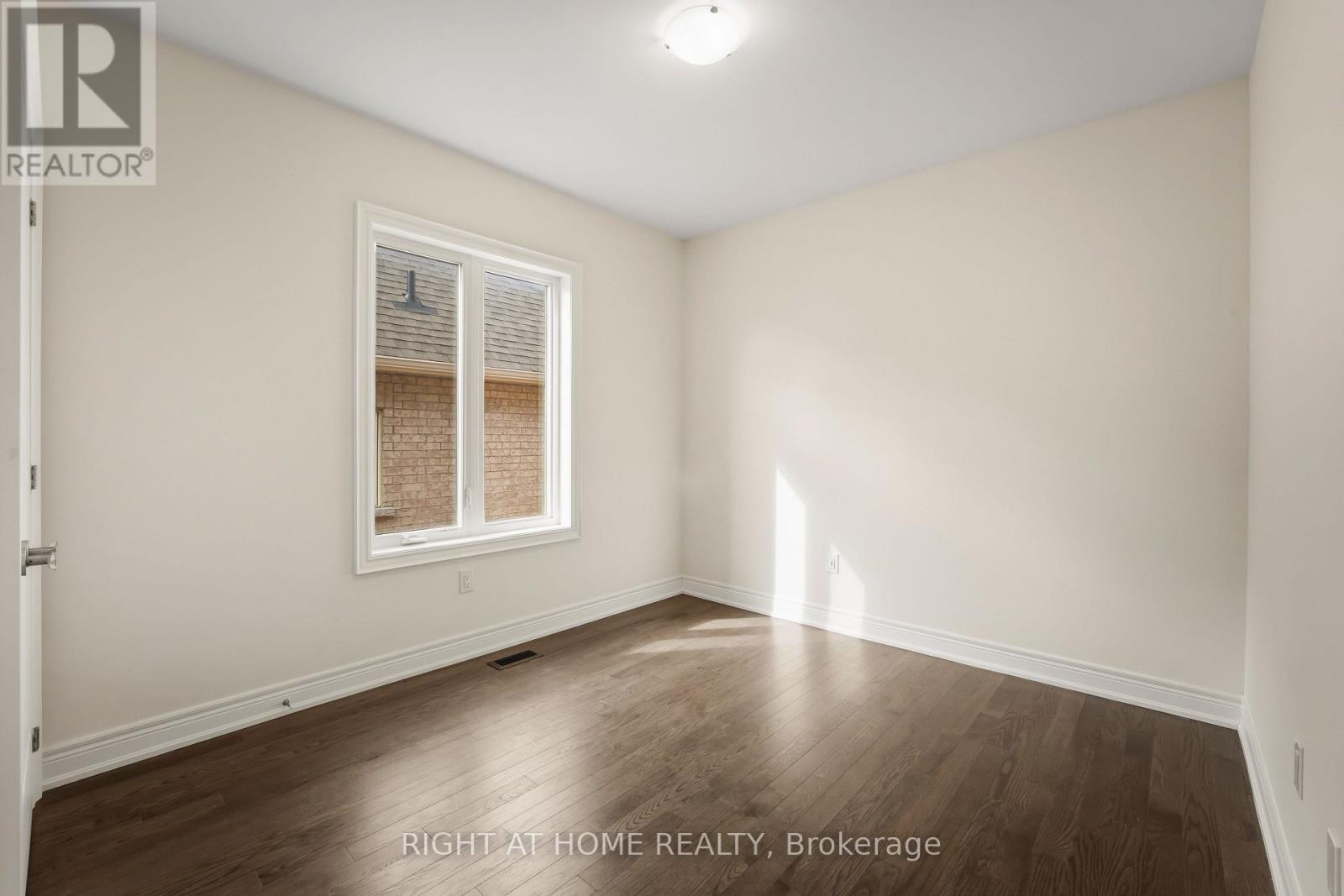 70 Carriage Shop Bend, East Gwillimbury, Ontario  L9N 0C6 - Photo 31 - N13010700