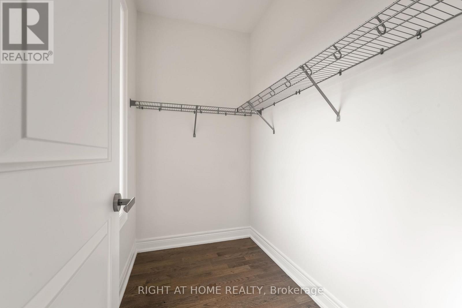 70 Carriage Shop Bend, East Gwillimbury, Ontario  L9N 0C6 - Photo 38 - N13010700