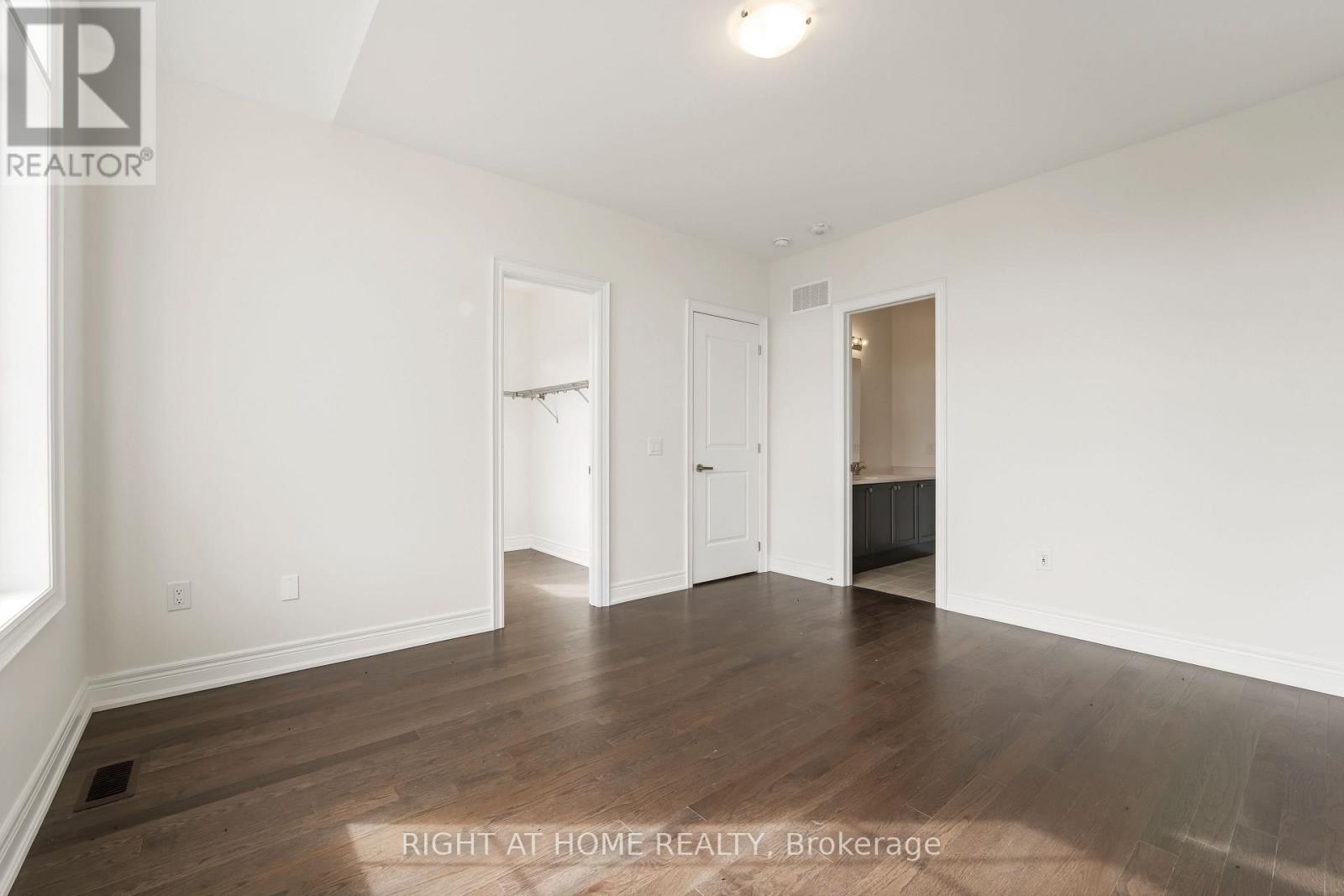 70 Carriage Shop Bend, East Gwillimbury, Ontario  L9N 0C6 - Photo 39 - N13010700