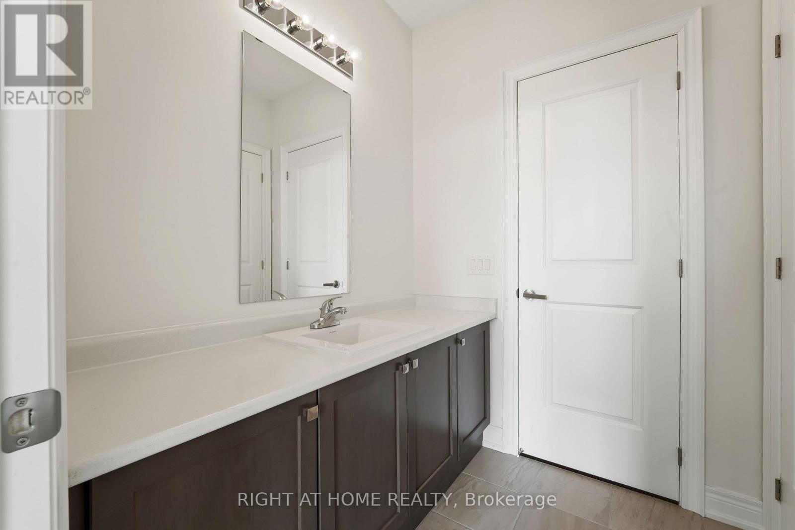 70 Carriage Shop Bend, East Gwillimbury, Ontario  L9N 0C6 - Photo 40 - N13010700