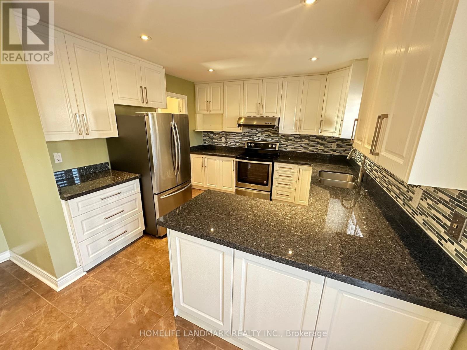 81 Bradgate Drive, Markham, Ontario  L3T 7M4 - Photo 8 - N13010758