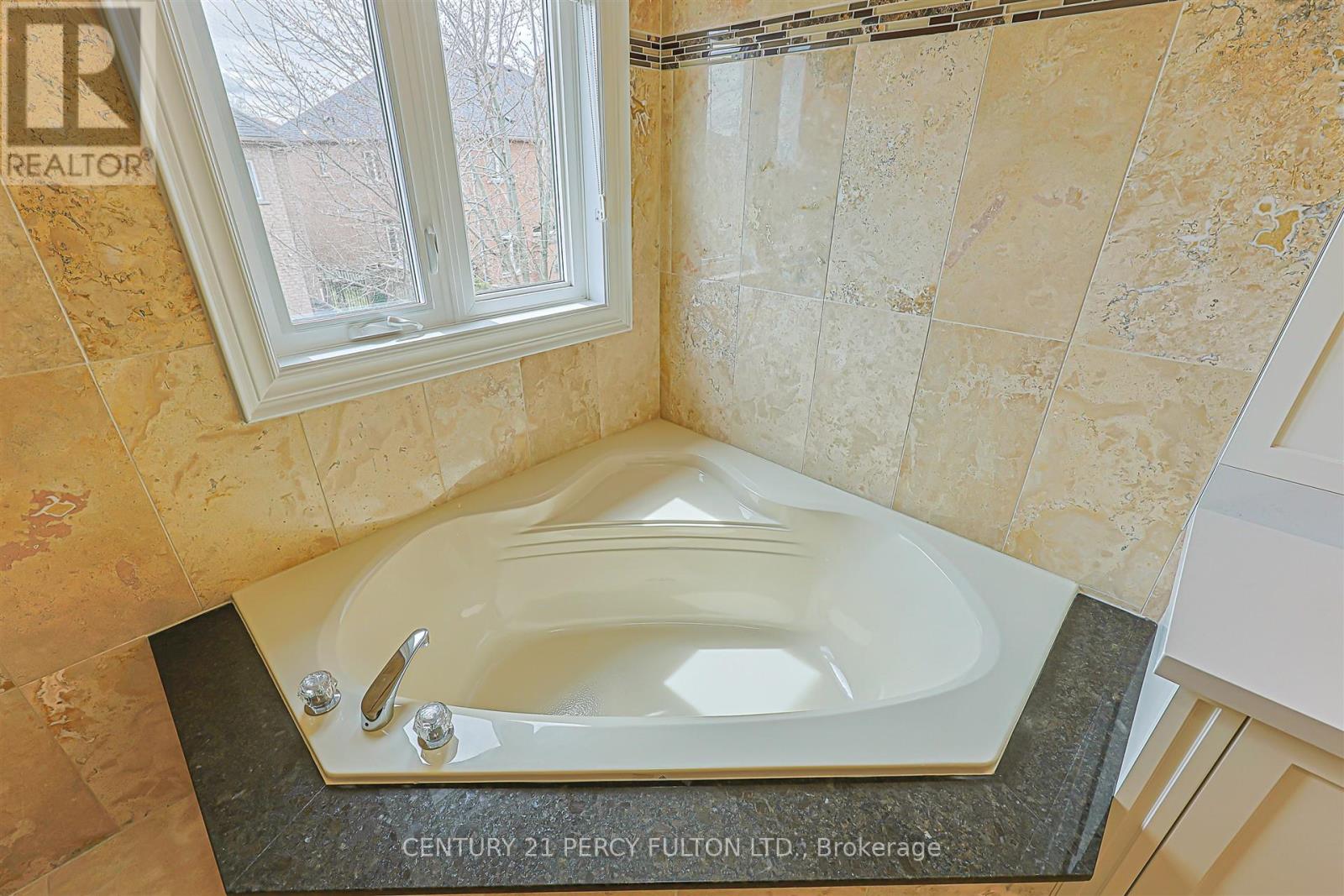 159 Jefferson Forest Drive, Richmond Hill, Ontario  L4E 4K6 - Photo 28 - N13009310