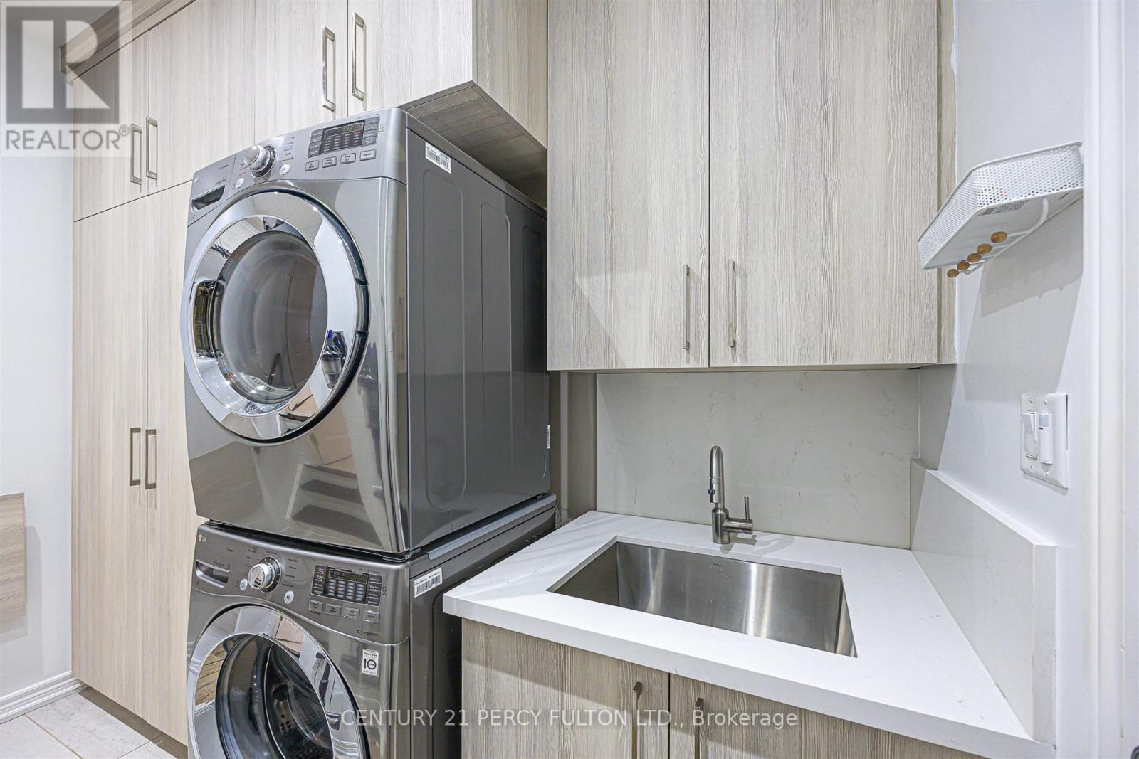 159 Jefferson Forest Drive, Richmond Hill, Ontario  L4E 4K6 - Photo 21 - N13009310