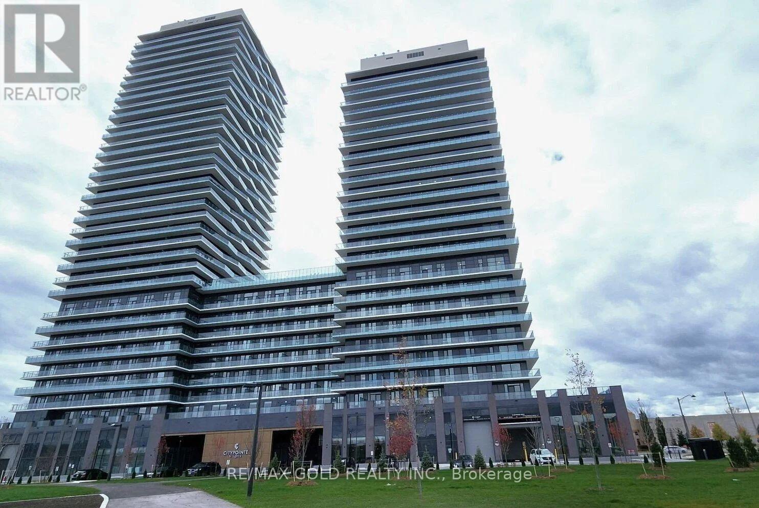 15 Skyridge Drive, Brampton, Ontario  L6P 4S3 - Photo 3 - W13010698