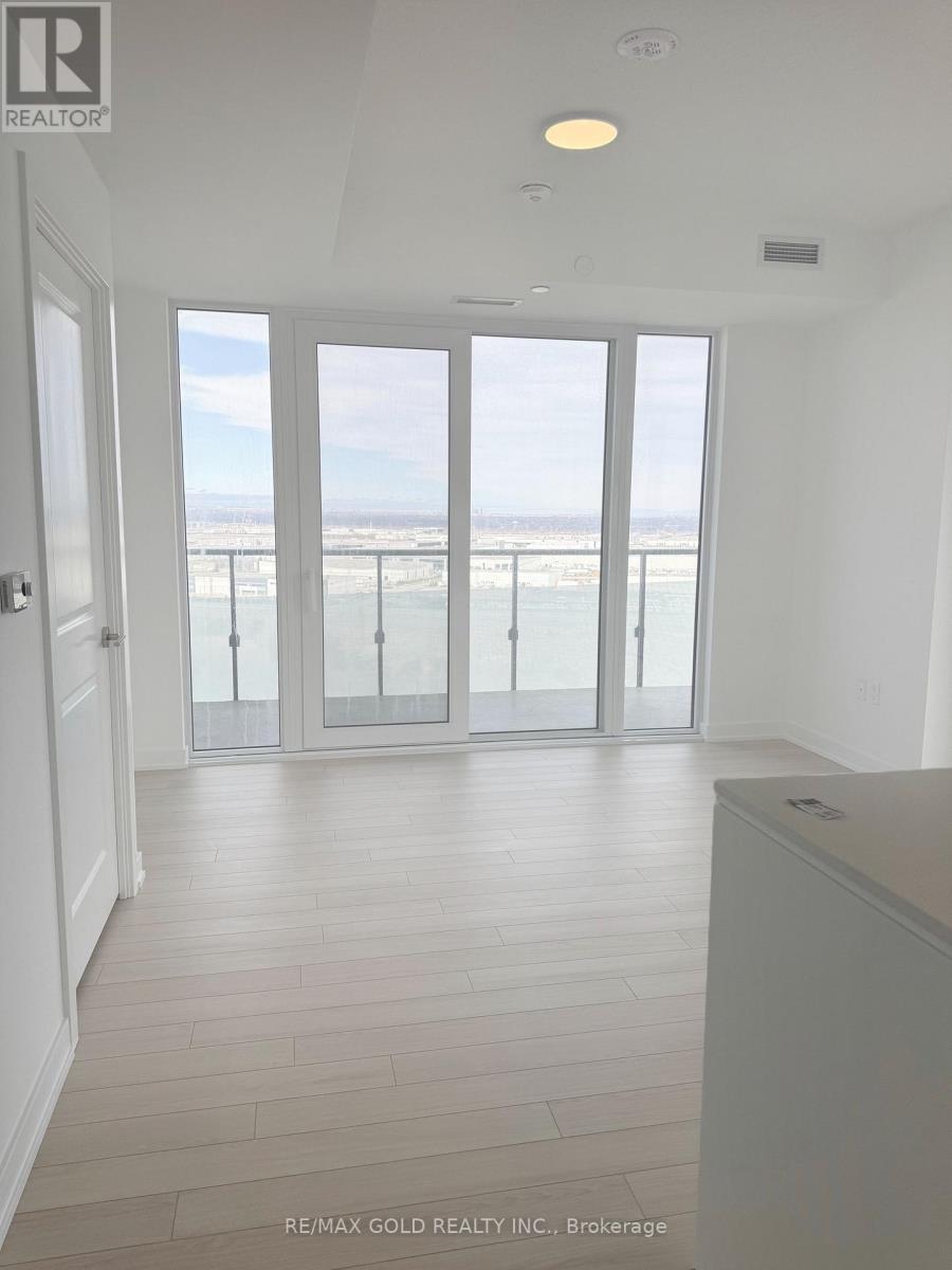 15 Skyridge Drive, Brampton, Ontario  L6P 4S3 - Photo 8 - W13010698