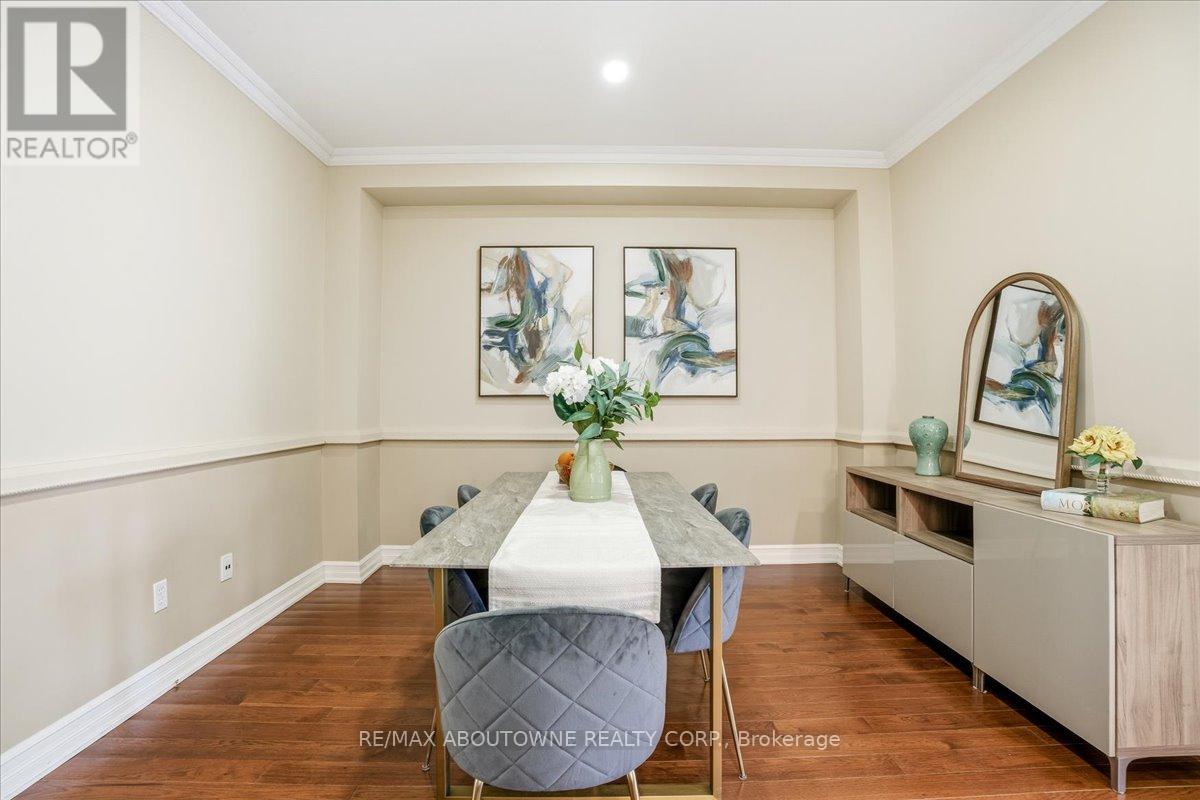 2377 Dalebrook Drive, Oakville, Ontario  L6H 6K4 - Photo 13 - W13010708