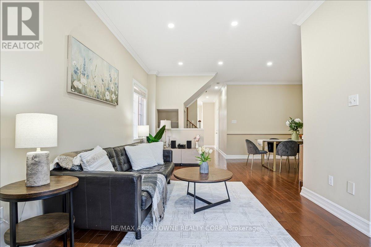 2377 Dalebrook Drive, Oakville, Ontario  L6H 6K4 - Photo 18 - W13010708