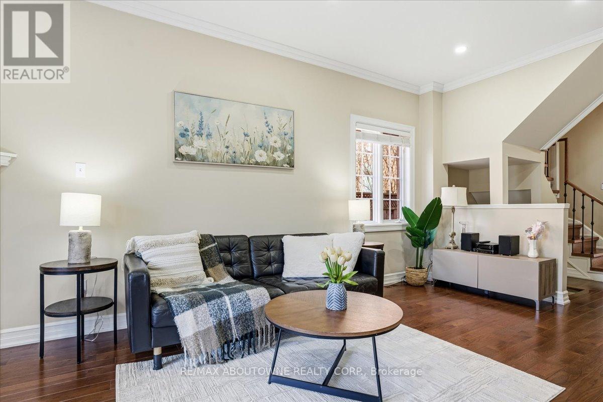 2377 Dalebrook Drive, Oakville, Ontario  L6H 6K4 - Photo 23 - W13010708