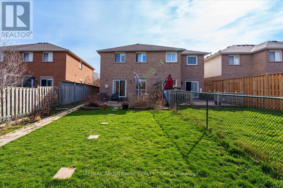 2377 Dalebrook Drive, Oakville, Ontario  L6H 6K4 - Photo 40 - W13010708