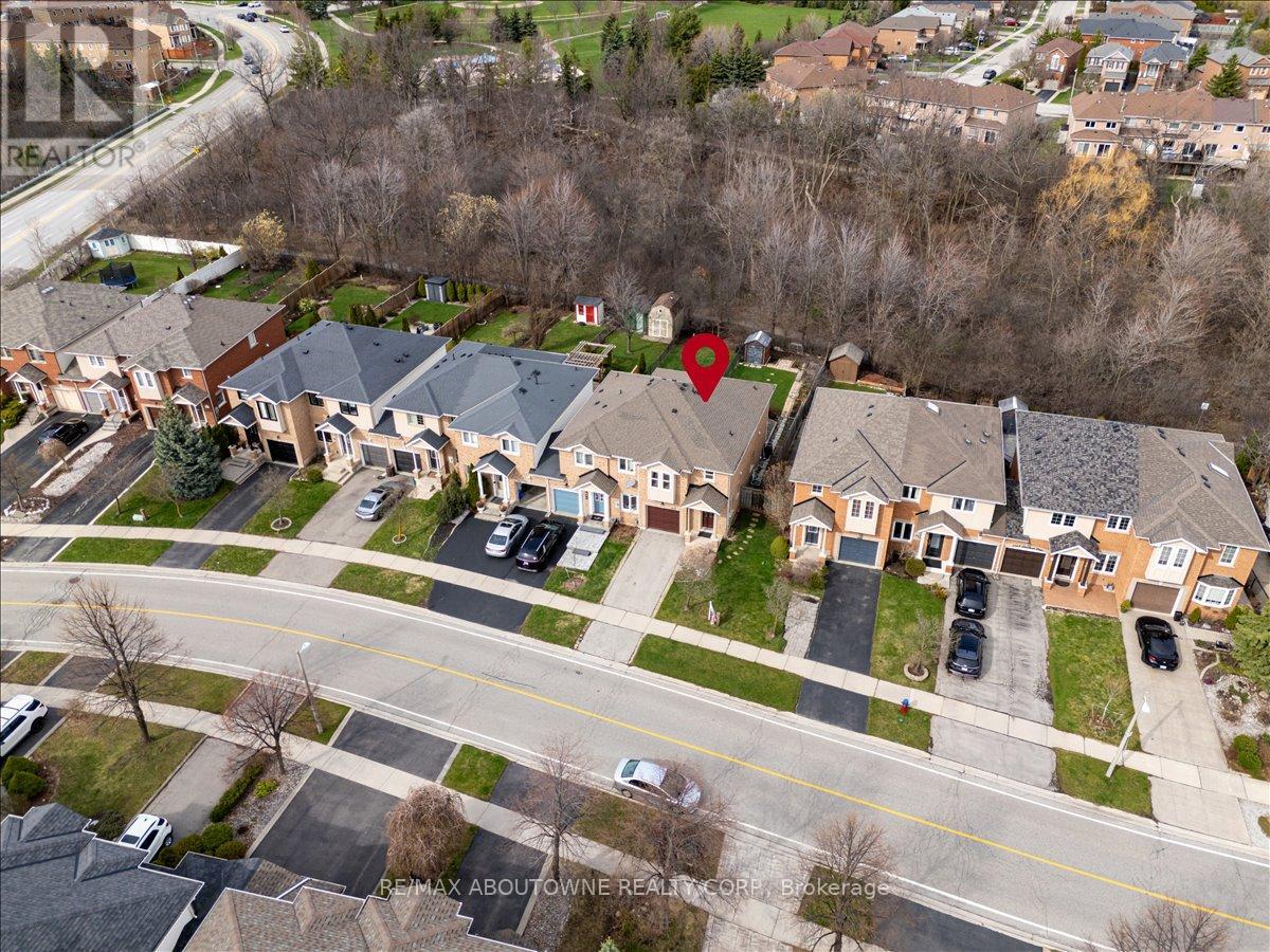 2377 Dalebrook Drive, Oakville, Ontario  L6H 6K4 - Photo 43 - W13010708