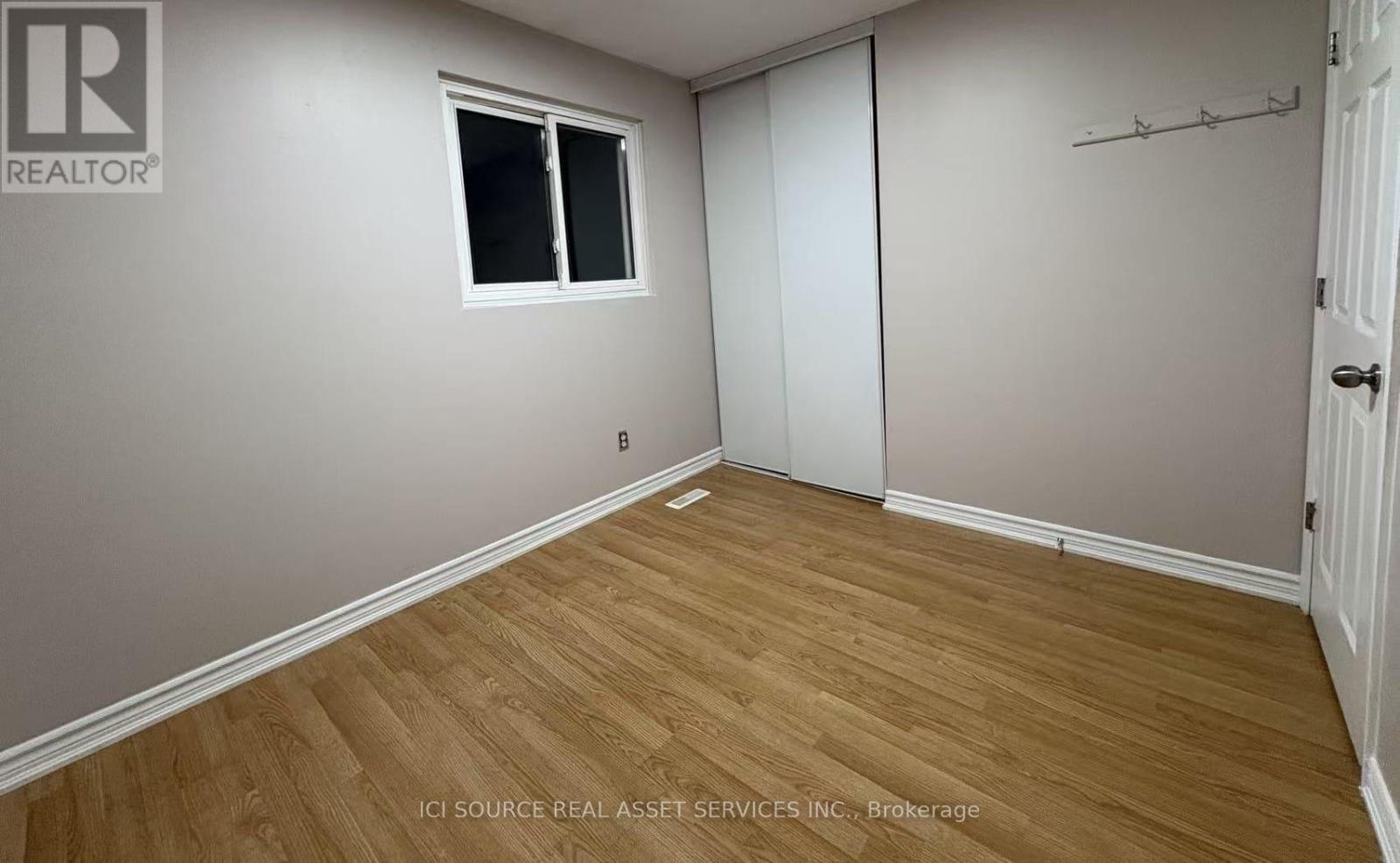 Upper Unit - 19 Talbot Street, Brampton, Ontario  L6X 2P4 - Photo 10 - W13010752