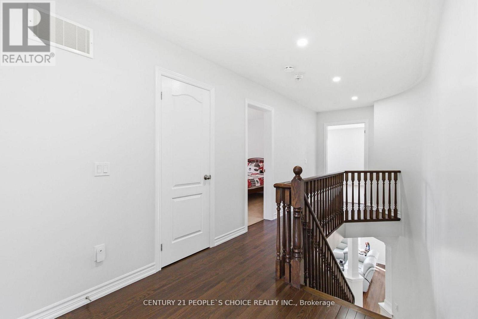 188 Bonnieglen Farm Boulevard, Caledon, Ontario  L7C 4C1 - Photo 14 - W13010754