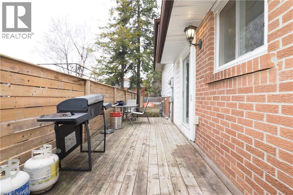 163 Pinegrove Crescent, Waterloo, Ontario  N2L 4T9 - Photo 33 - 40814213