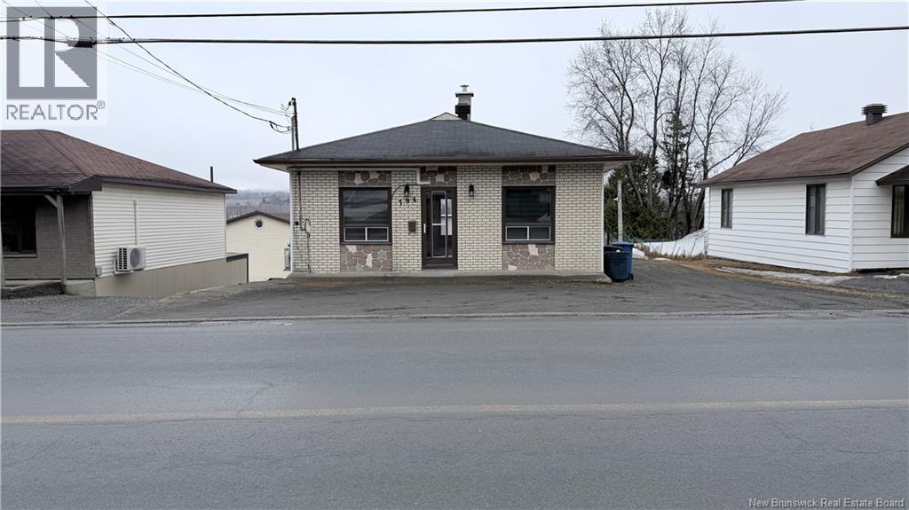 794 Saint Francois Street, Edmundston, New Brunswick  E3V 3W4 - Photo 1 - NB137388
