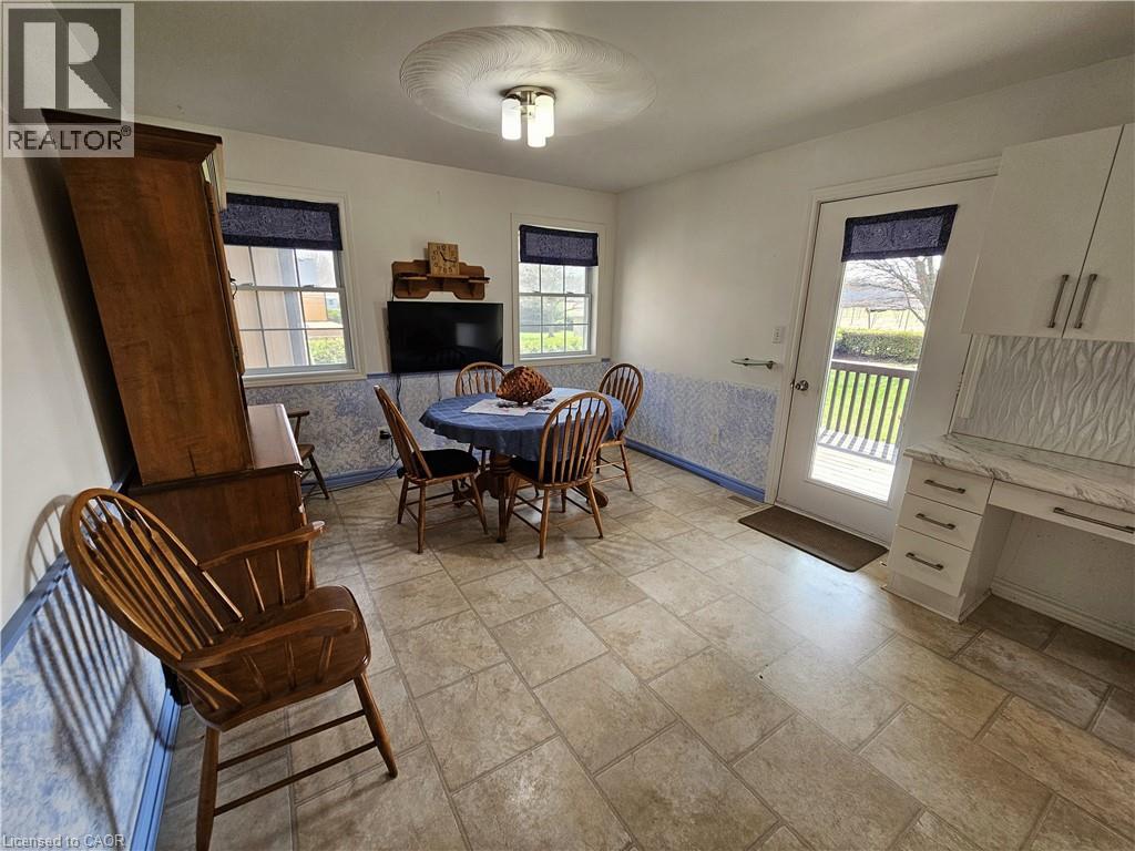 980 Norfolk County Road 21, Delhi, Ontario  N4B 2W4 - Photo 12 - 40816465