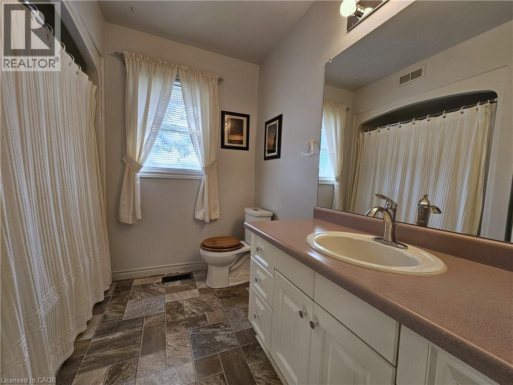 980 Norfolk County Road 21, Delhi, Ontario  N4B 2W4 - Photo 24 - 40816465