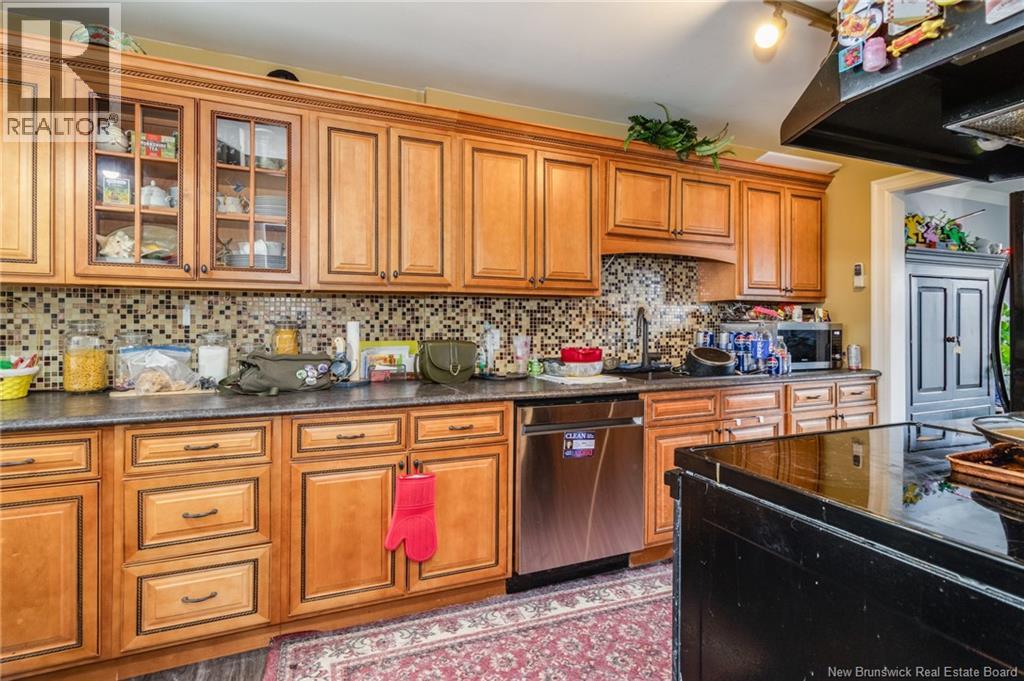11 Deer Park, Oromocto, New Brunswick  E2V 1J2 - Photo 6 - NB137249