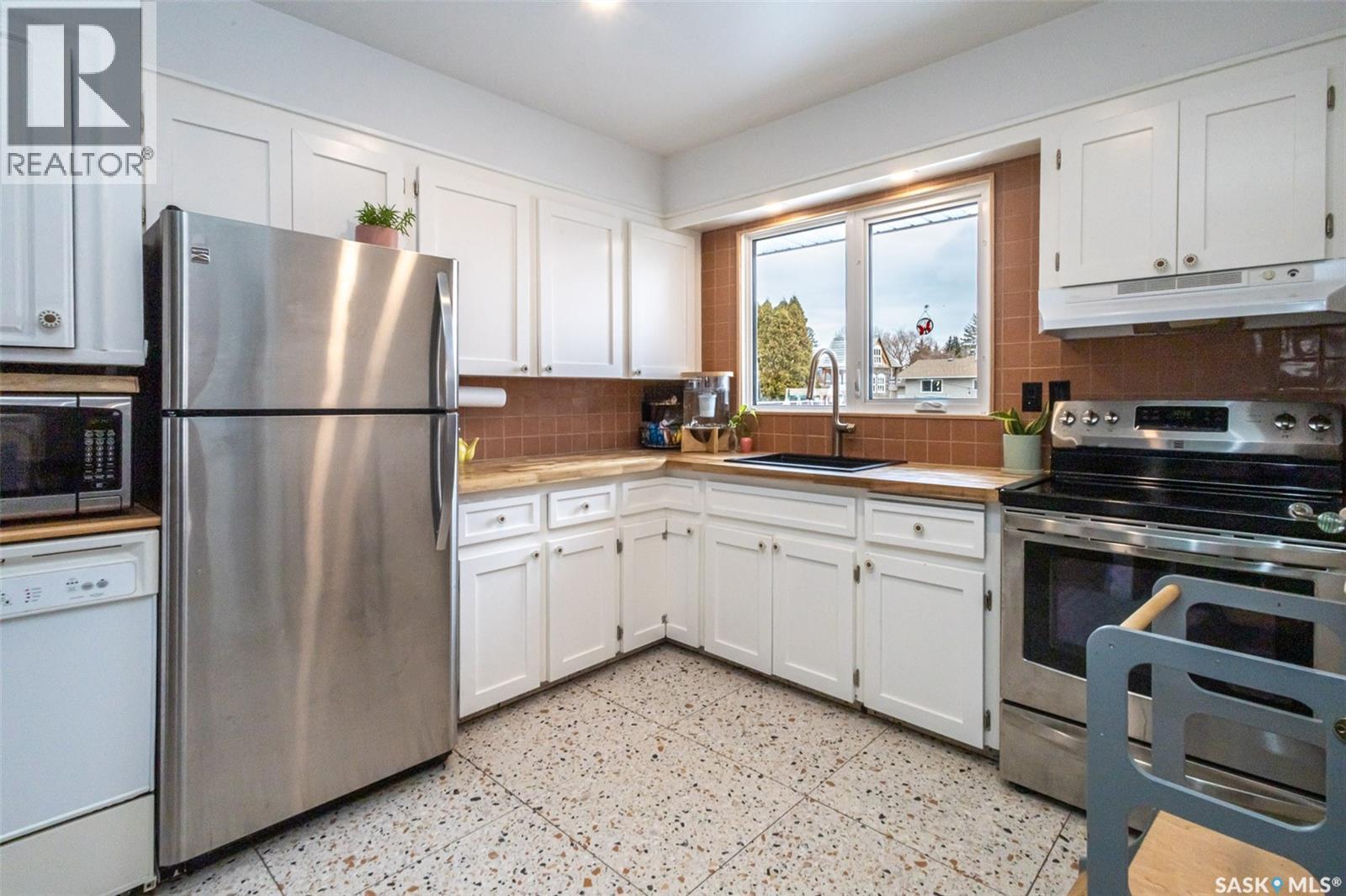 38 Morris Drive, Saskatoon, Saskatchewan  S7L 3T9 - Photo 7 - SK033087