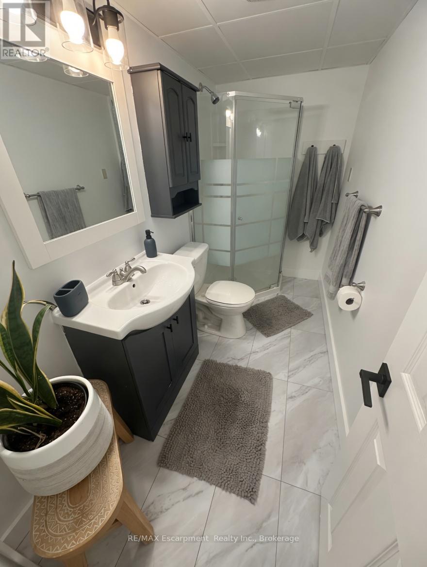 8383 Mundare Crescent, Niagara Falls, Ontario  L2G 7M6 - Photo 13 - X13010794