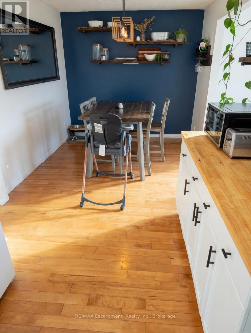 8383 Mundare Crescent, Niagara Falls, Ontario  L2G 7M6 - Photo 4 - X13010794