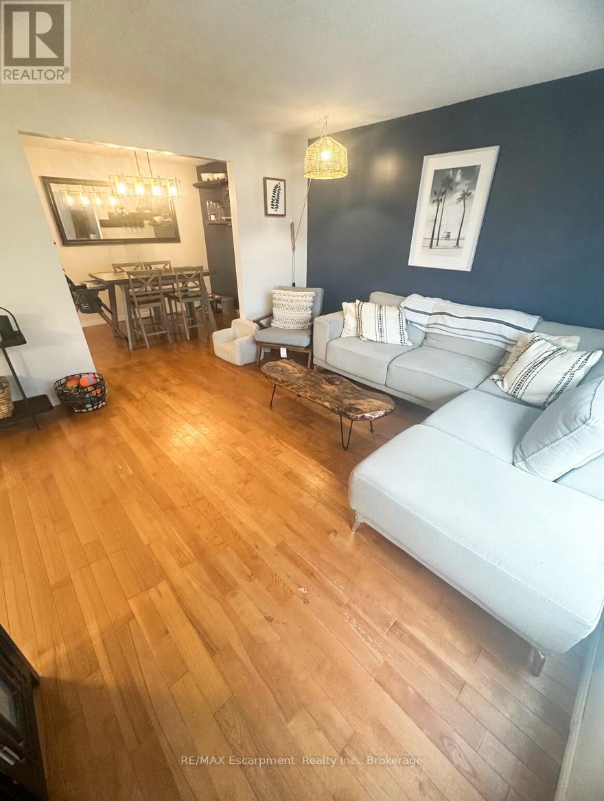 8383 Mundare Crescent, Niagara Falls, Ontario  L2G 7M6 - Photo 7 - X13010794