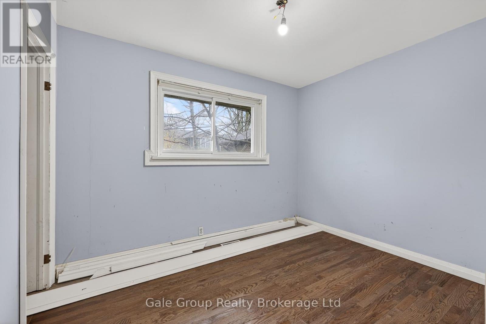 21 Cronyn Street, Woodstock, Ontario  N4S 3T4 - Photo 10 - X13010776