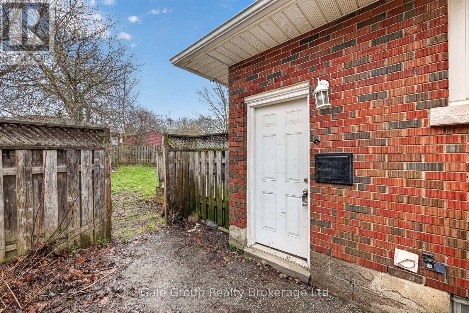 21 Cronyn Street, Woodstock, Ontario  N4S 3T4 - Photo 14 - X13010776