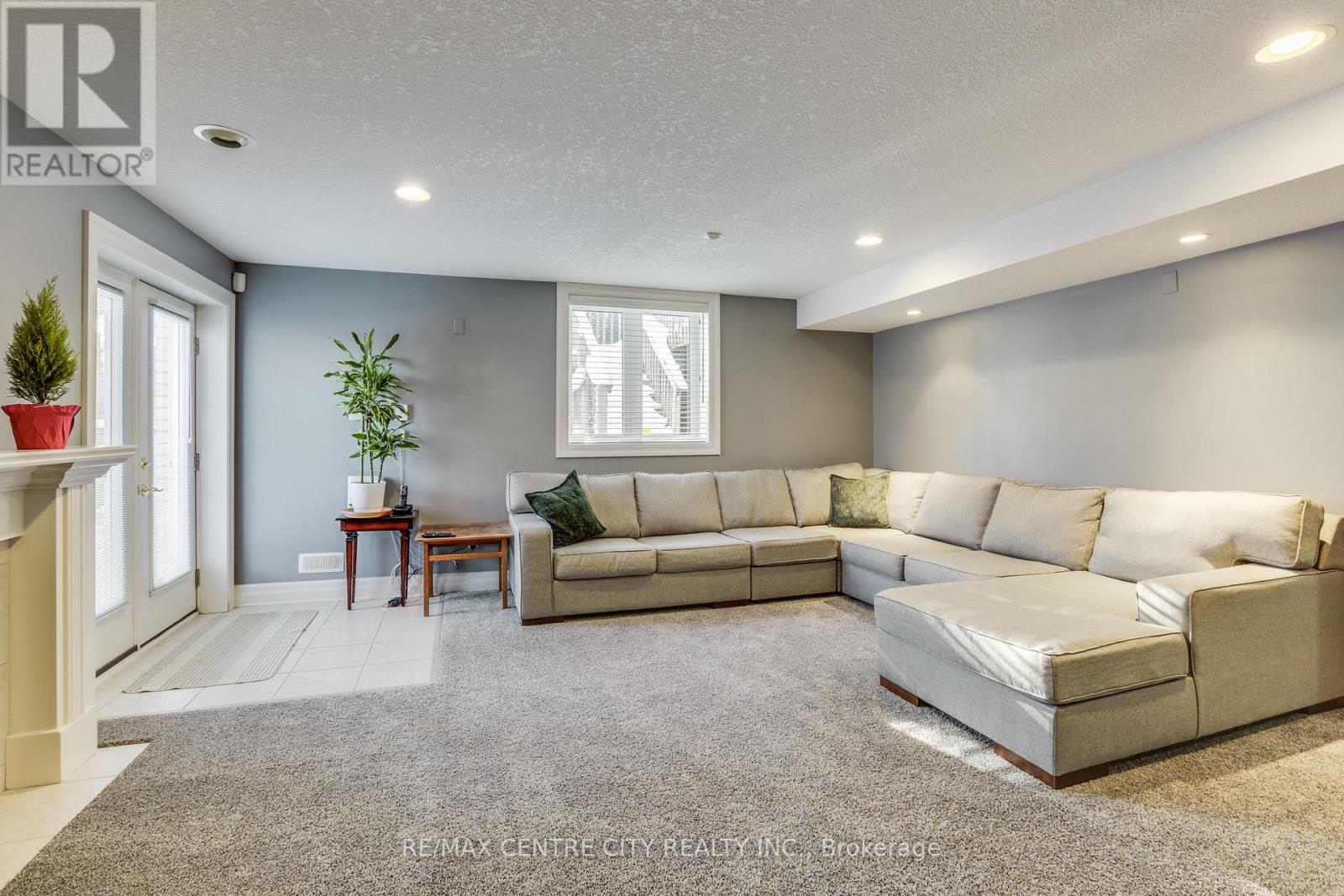 16 - 947 Adirondack Road, London South, Ontario  N6K 4Y7 - Photo 31 - X12908964