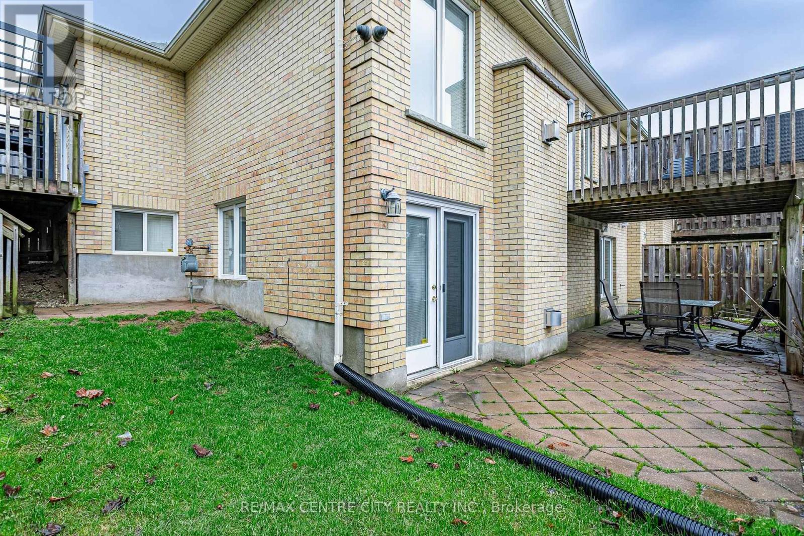 16 - 947 Adirondack Road, London South, Ontario  N6K 4Y7 - Photo 42 - X12908964