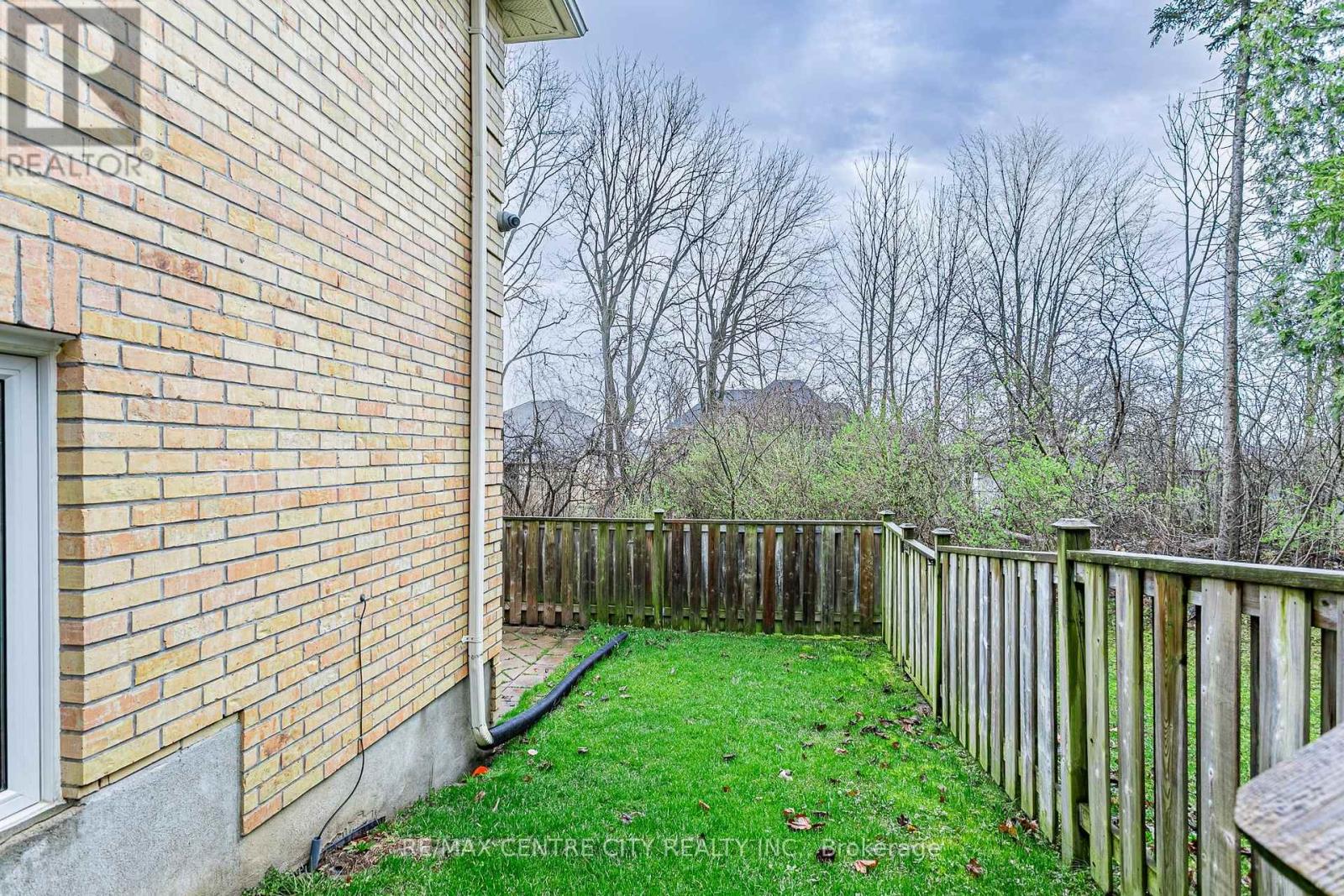 16 - 947 Adirondack Road, London South, Ontario  N6K 4Y7 - Photo 46 - X12908964