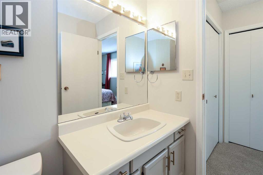 4605 44 Street, Red Deer, Alberta  T4N 6S7 - Photo 30 - A2302621