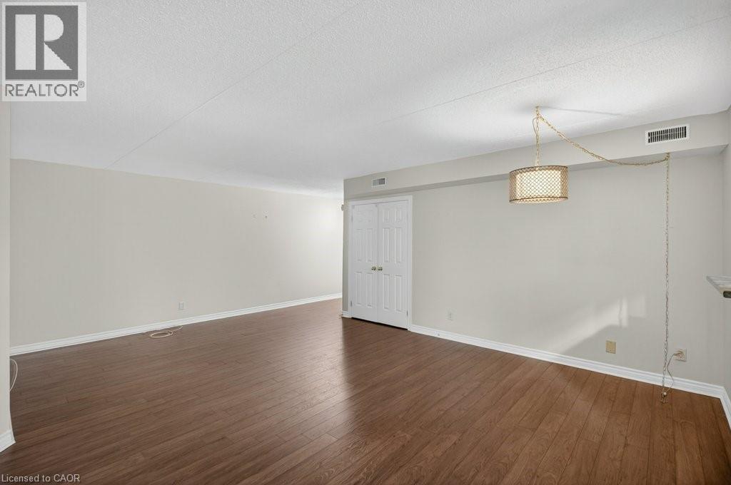 2010 Cleaver Avenue Unit# 224, Burlington, Ontario  L7M 4C1 - Photo 15 - 40819279