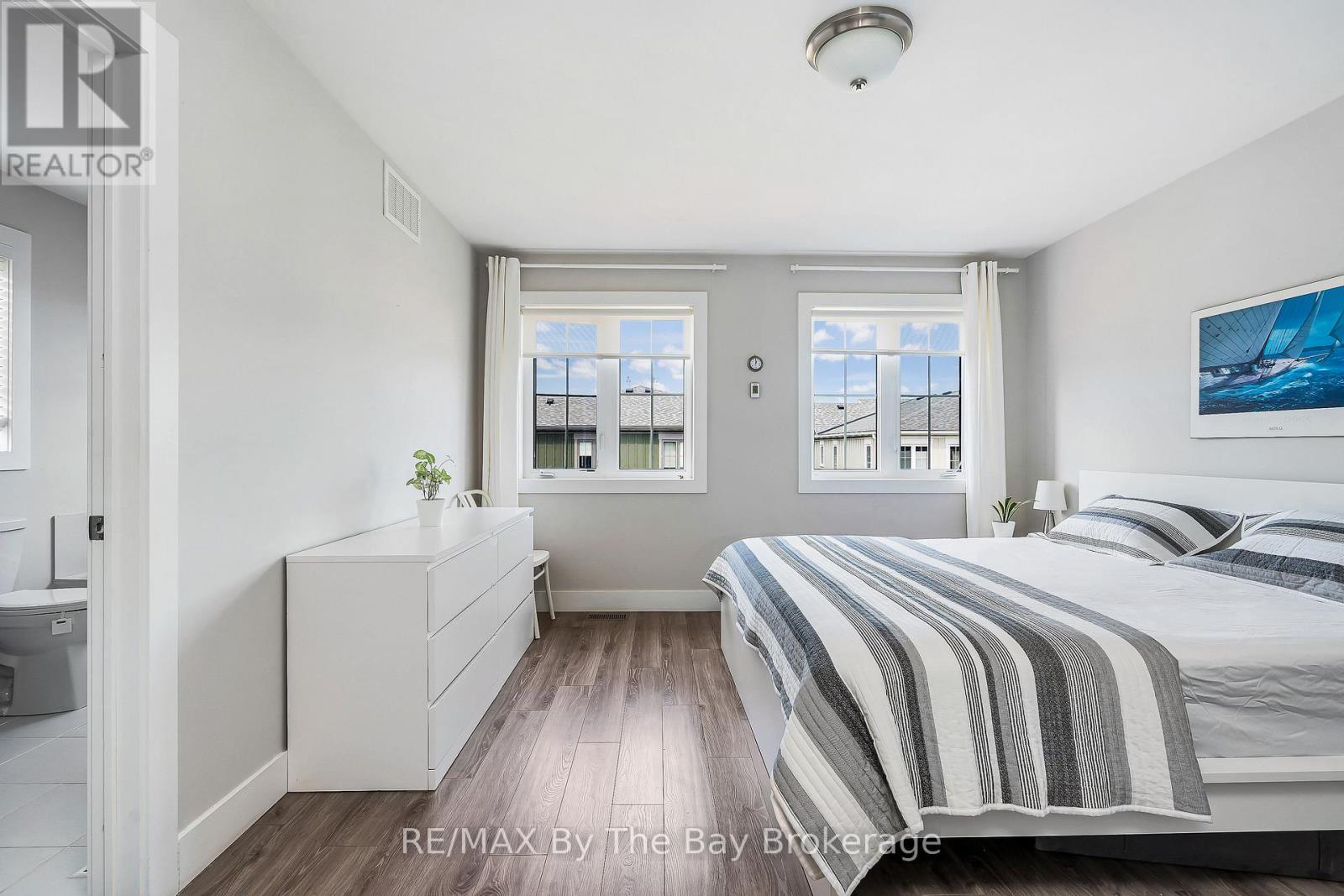 112 Sycamore Street, Blue Mountains, Ontario  L9Y 4E2 - Photo 10 - X13010780