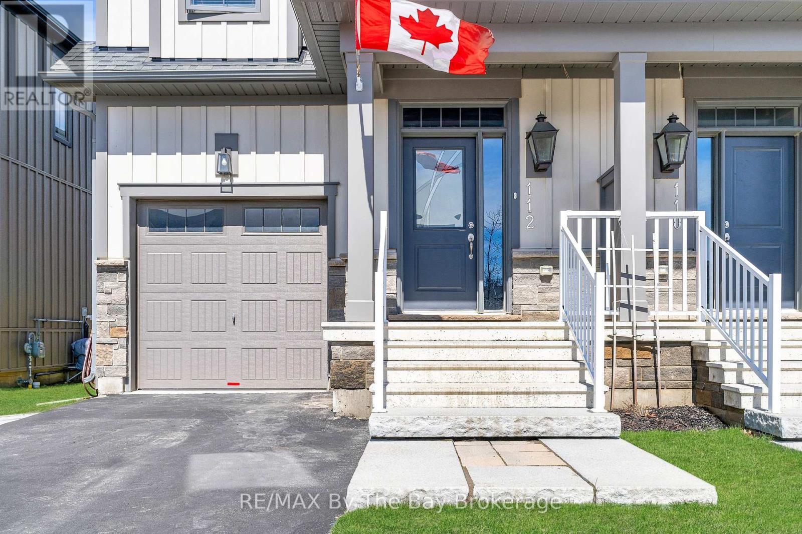 112 Sycamore Street, Blue Mountains, Ontario  L9Y 4E2 - Photo 2 - X13010780