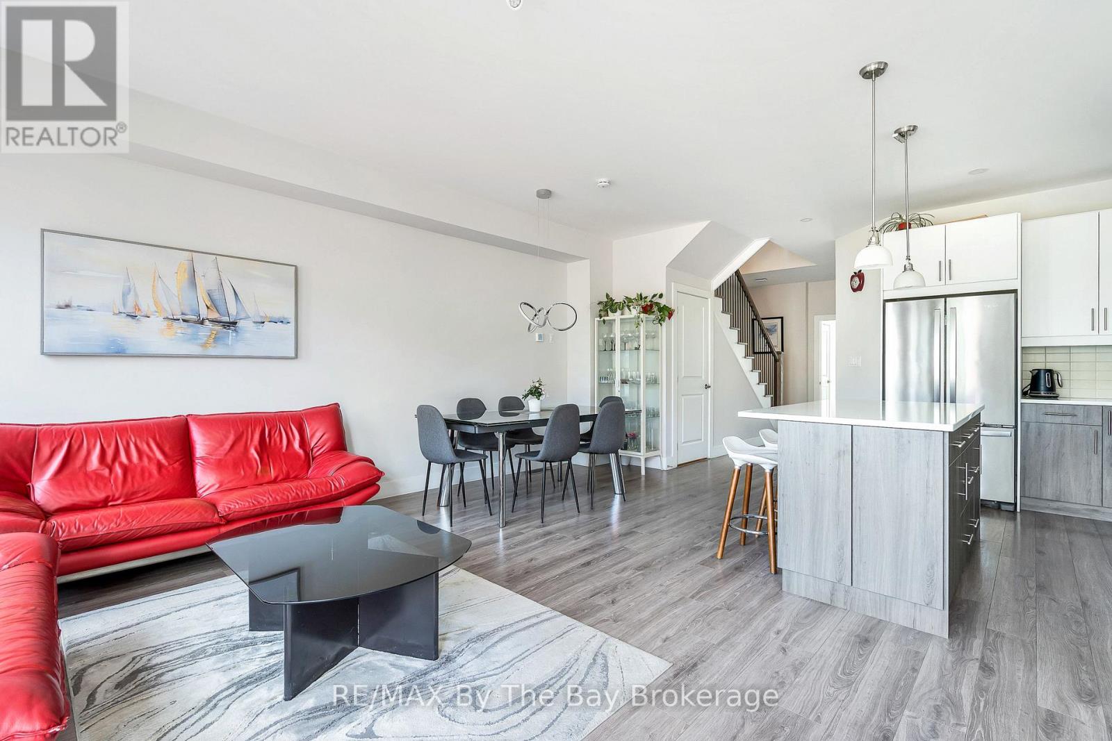 112 Sycamore Street, Blue Mountains, Ontario  L9Y 4E2 - Photo 6 - X13010780