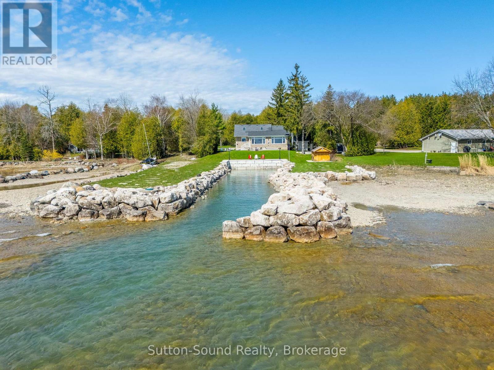 339605 Presqu'ile Road, Georgian Bluffs, Ontario  N0H 1S0 - Photo 2 - X13010786