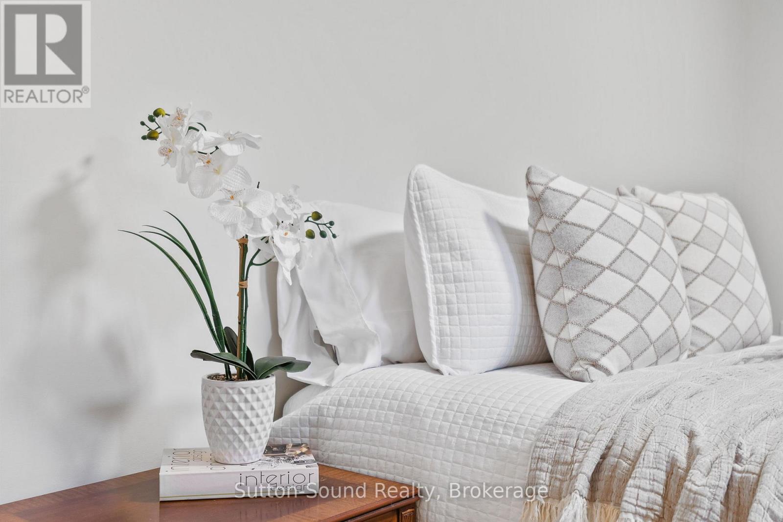 339605 Presqu'ile Road, Georgian Bluffs, Ontario  N0H 1S0 - Photo 31 - X13010786