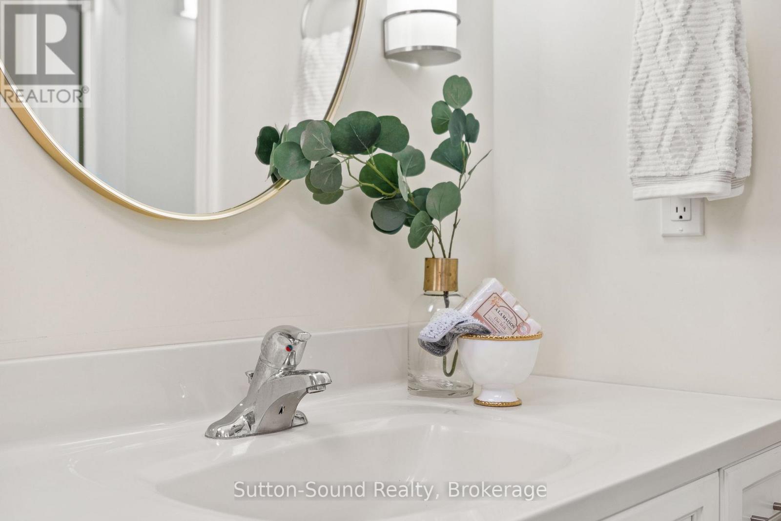 339605 Presqu'ile Road, Georgian Bluffs, Ontario  N0H 1S0 - Photo 33 - X13010786