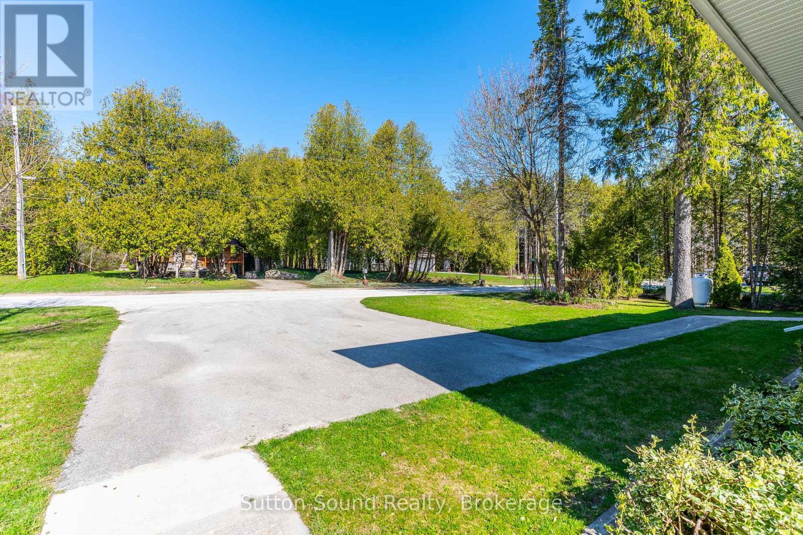 339605 Presqu'ile Road, Georgian Bluffs, Ontario  N0H 1S0 - Photo 6 - X13010786