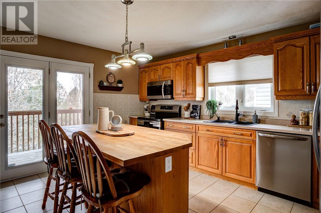 1326 Attlee Avenue, Sudbury, Ontario  P3A 6A4 - Photo 3 - 2127175